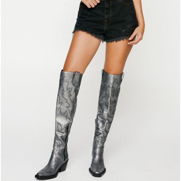 🆕👢🤠Nasty Gal Metallic Embroidered Cowboy Boots - Picture 1 of 12